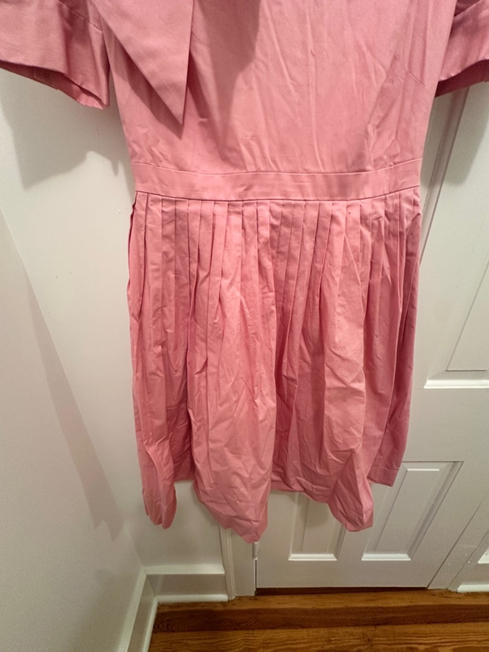 Gal Meets Glam Pink Bow-Neck Puff Sleeve Dress - Picture 7 of 10